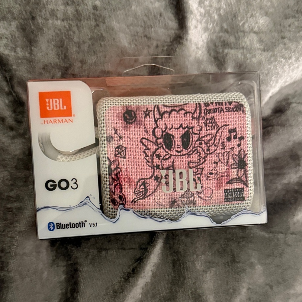 JBL GO 3 Bluetooth Speaker Karol G Bichota Season